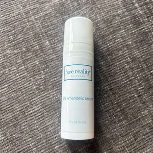 Skincare 5% Mandelic Serum - White